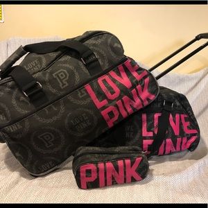 PINK VICTORIAS SECRET LUGGAGE SET